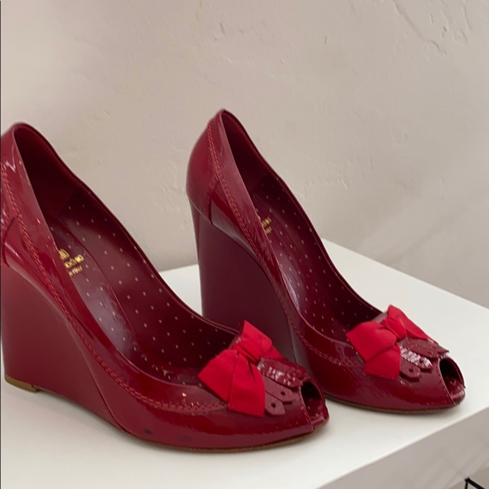 Moschino wedges